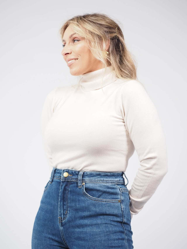 PULL BASIQUE EN MAILLE