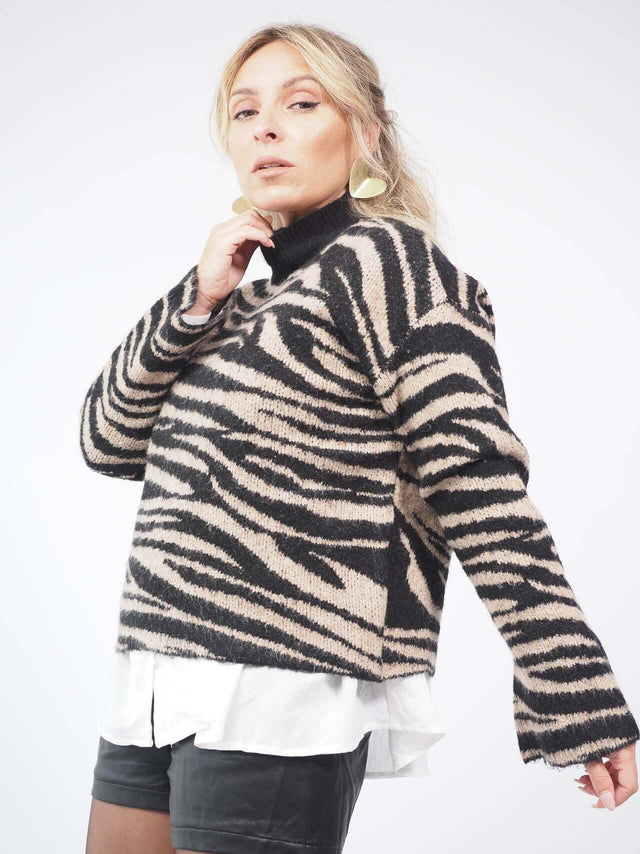 Atualize seu Guarda-Roupa com a Camisola de Malha Estampada