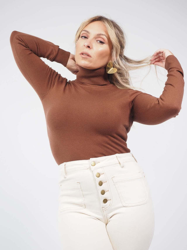 PULL BASIQUE EN MAILLE