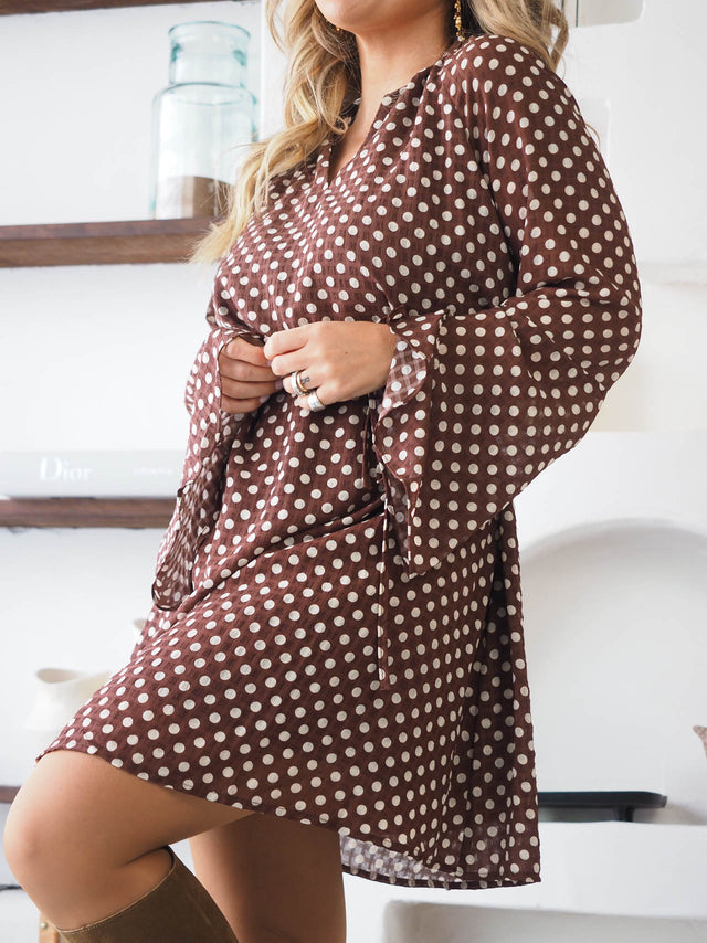 Vestido Curto Bolas