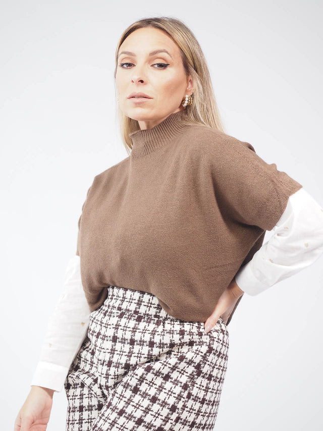 Camisola de Malha: Versatilidade e Elegância para o seu Look