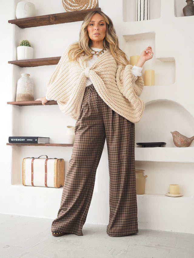 Thick Knit Shirt with Knot