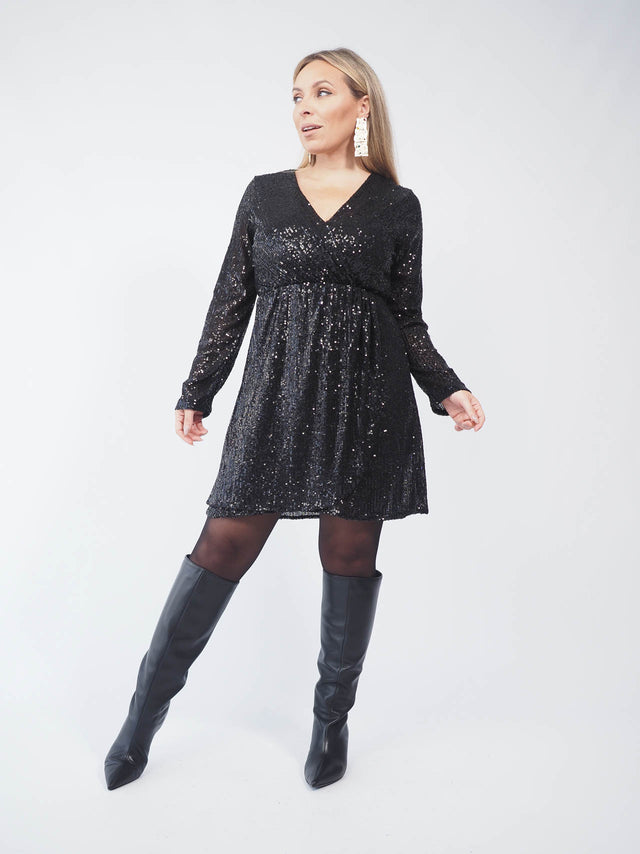 SHORT DRESS WITH SEQUINS