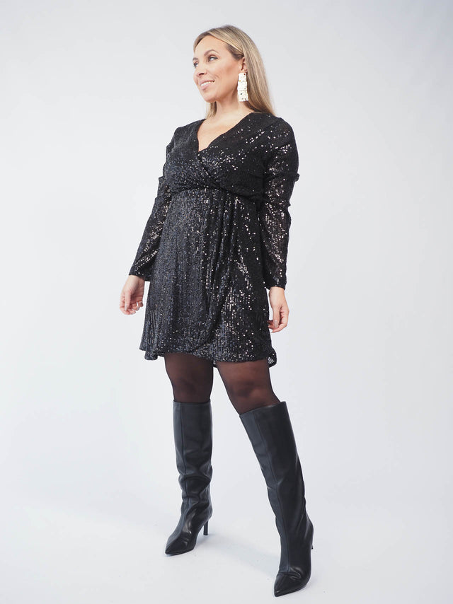 SHORT DRESS WITH SEQUINS