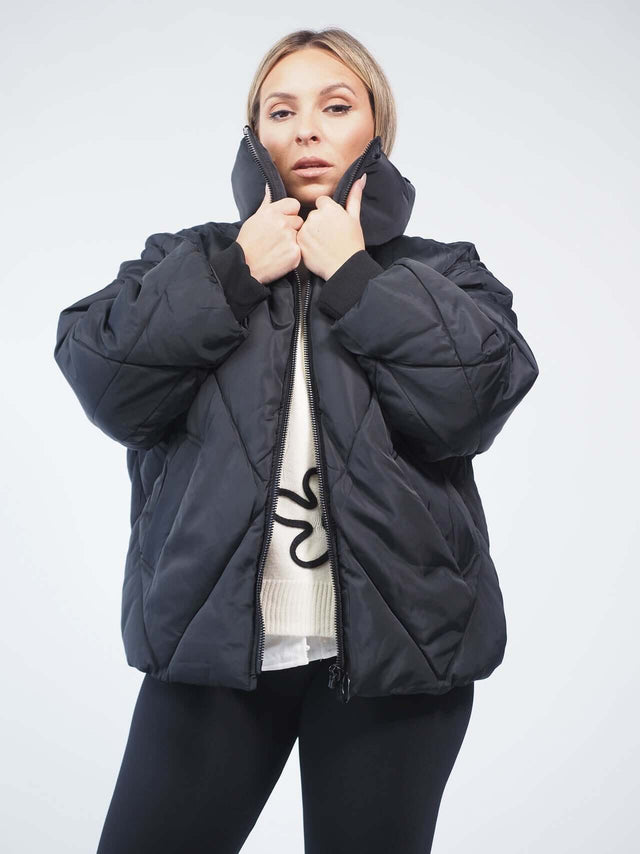 Arrase no inverno com o Blusão Acolchoado Oversize