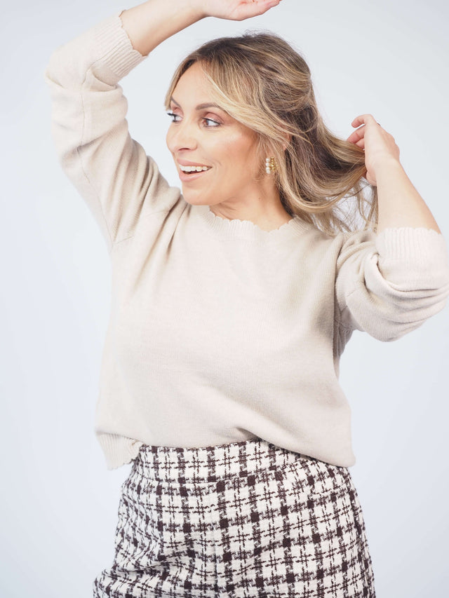SMOOTH KNITTED SWEATER