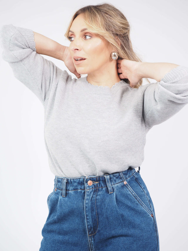 SMOOTH KNITTED SWEATER