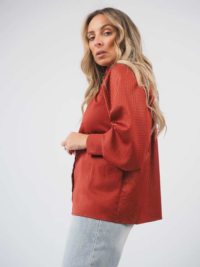 Blouse en satin à manches ballon