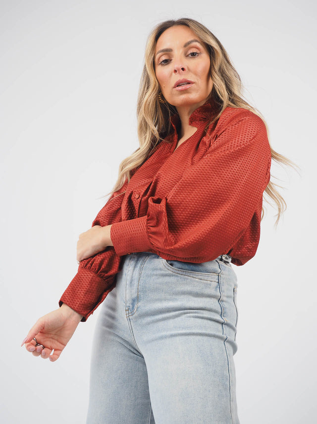 Blouse en satin à manches ballon