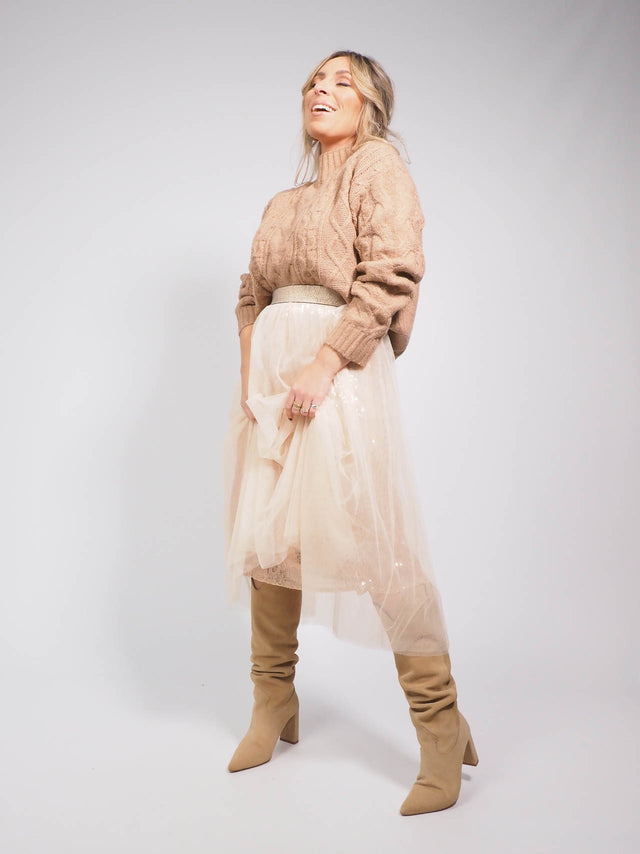 TULE SKIRT