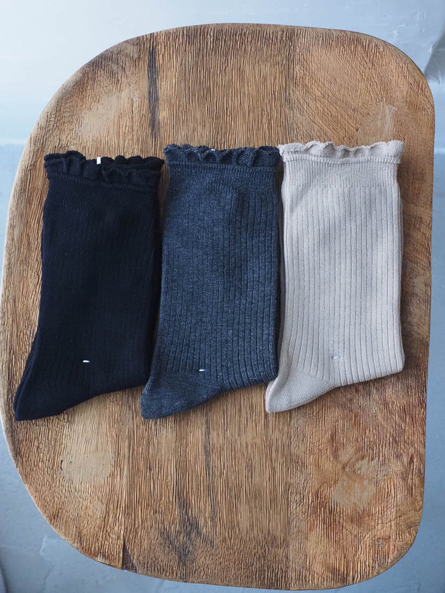 3 Pairs Ruffled Socks