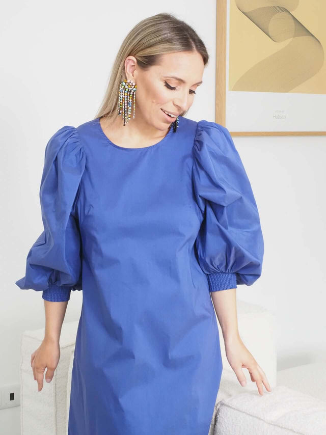 Vestido em popelina.