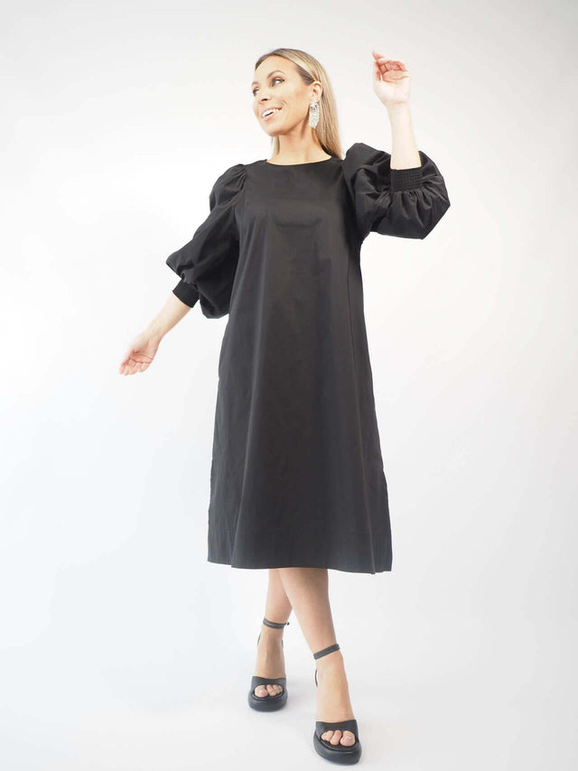 Vestido em popelina.