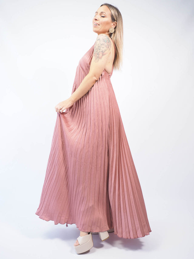 Se procuras novas tendências em vestidos de festa, vestidos de cocktail, vestidos longos ou vestidos curtos, elegantes e confortáveis, para uma ocasião especial, então estás no sítio certo.