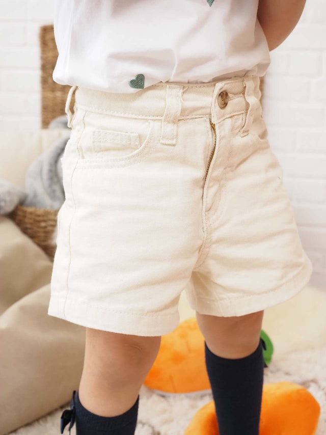 Calções: Calções de Sarja para Criança | Black Peach - Black Peach: 26.99 € | Cor / Color: crú | Tamanho / Size: 16 - Black Peach® - Primavera Verão 2024