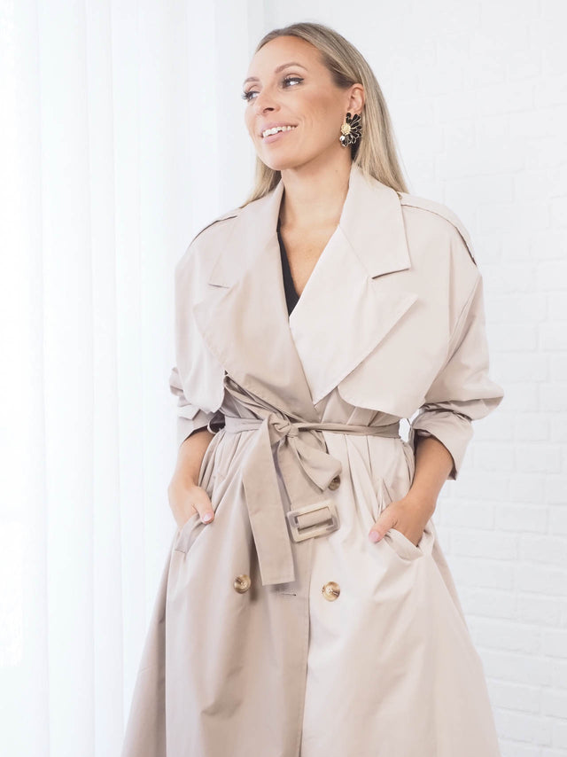 CASACOS: PARKA IMPERMEÁVEL OVERSIZED Color: bege Size: TU | Outono / Inverno 2022