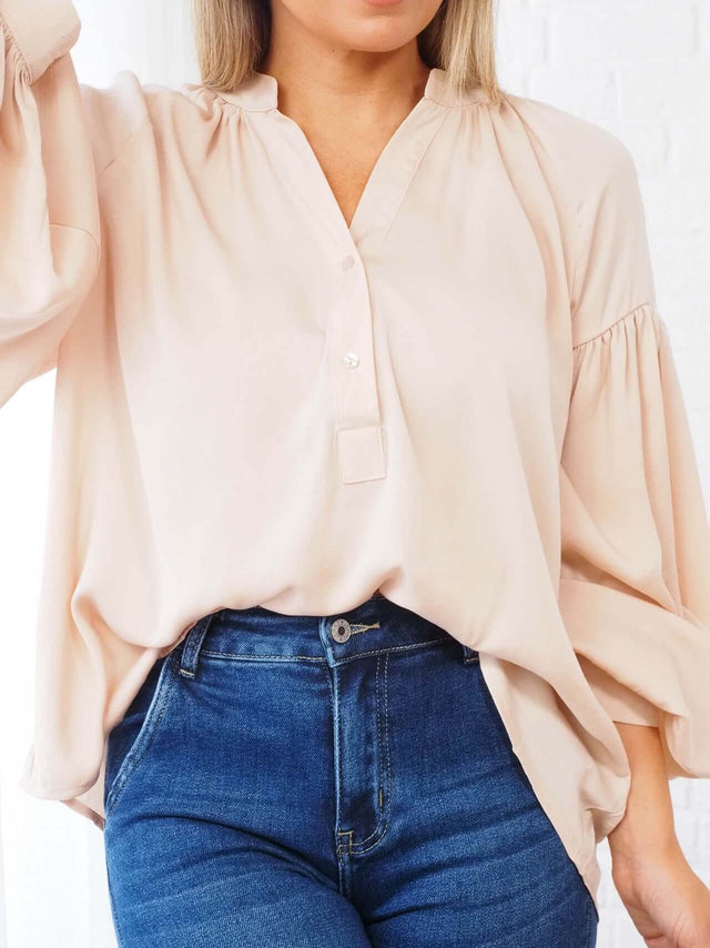 Camisas: Blusa para Senhora - Black Peach® Color: bege, kaki, verde Size: S, M, L | Outono / Inverno 2022