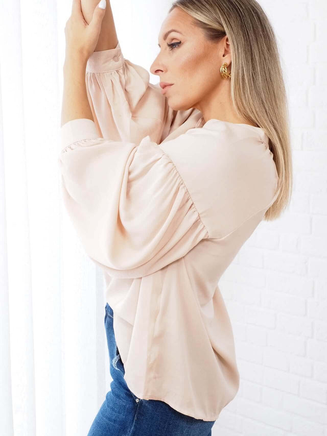 Camisas: Blusa para Senhora - Black Peach® Color: bege, kaki, verde Size: S, M, L | Outono / Inverno 2022