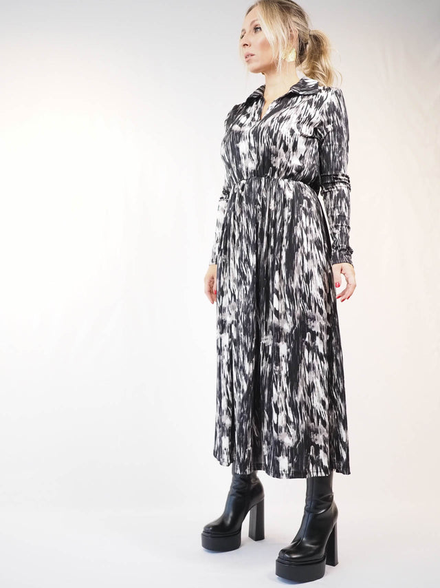 Vestidos: Vestido Midi Estampado Para Mulher - Black Peach® Color: preto Size: S, M, L | Outono / Inverno 2022