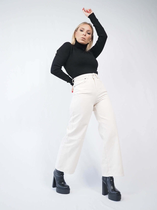 Calças Outono / Inverno 2022 CALÇA CULOTE EM SARJA Color: crú Size: 34, 36, 38, 40
