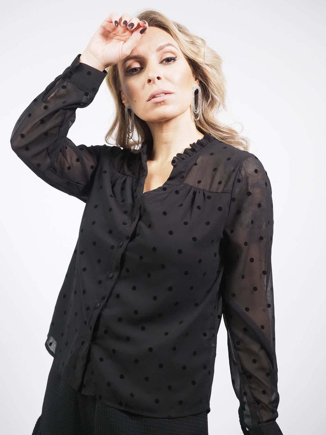 Blusa prática, elegante e confortável.