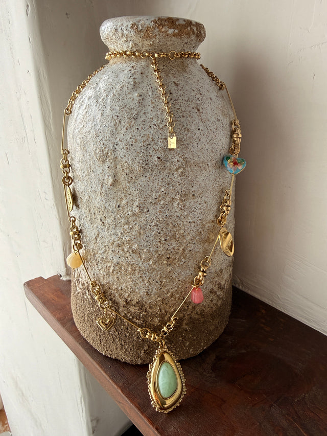 Colar Com Pendentes Coloridos