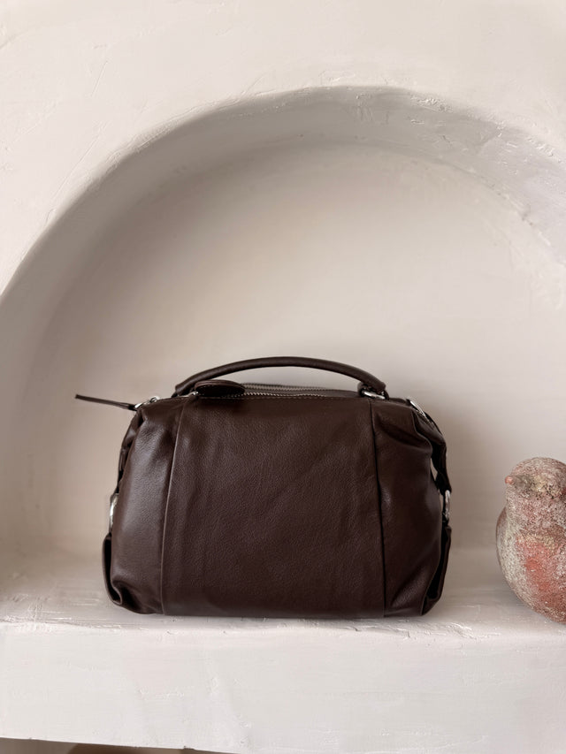 City Leather Suitcase