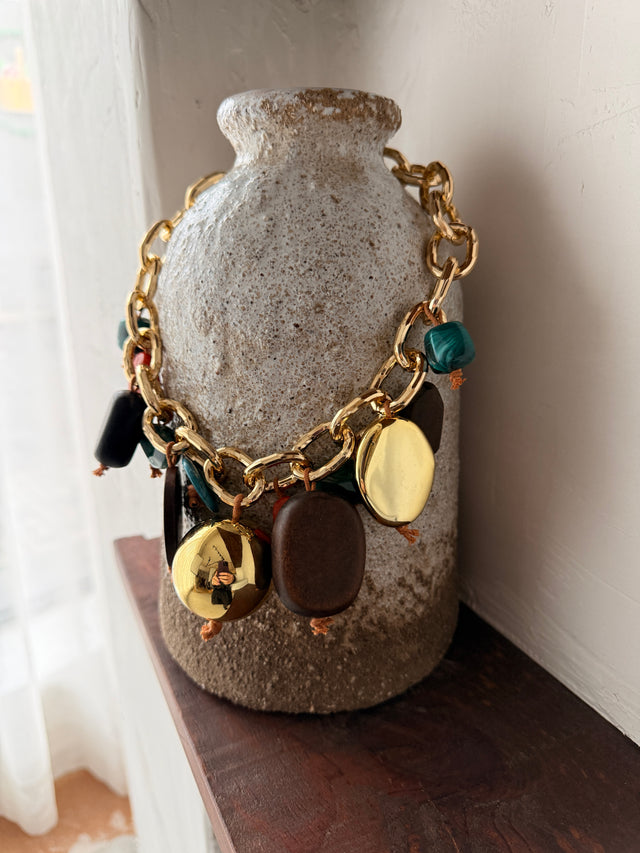 Colar Pedras Grandes