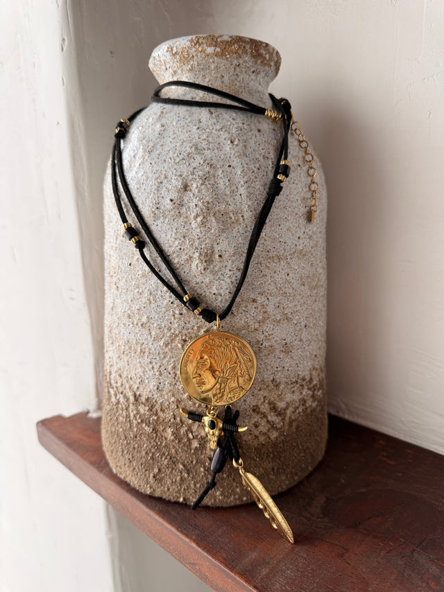 Colar Índio Com Fio em Corda