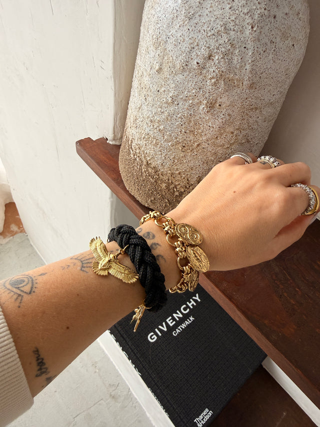 Pulseira Corda Com Pendentes