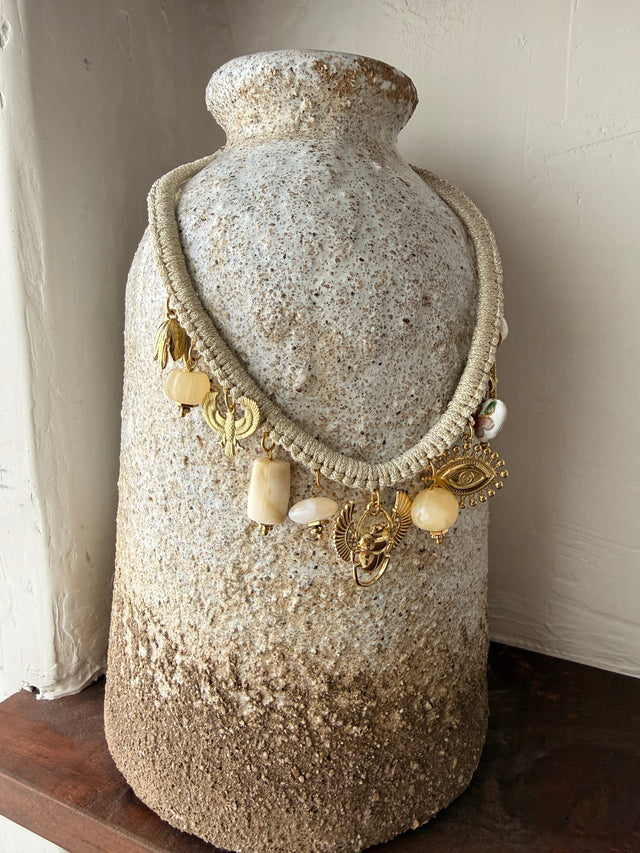 Colar Corda Com Pendentes