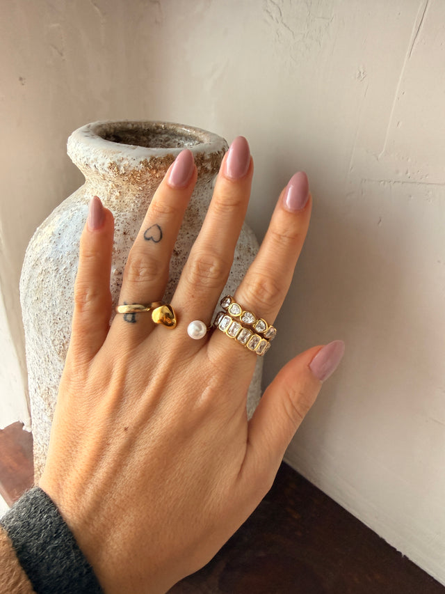 Anel Com Pérola e Coração