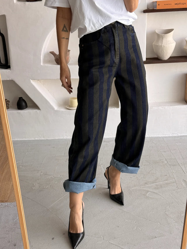 Jeans Barrel às Riscas
