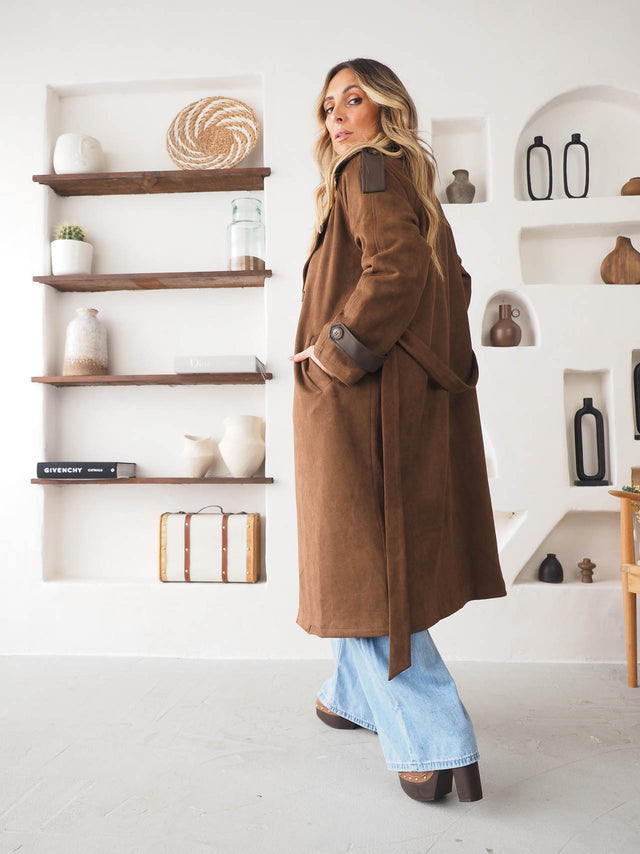 Casaco Comprido Efeito Camurça