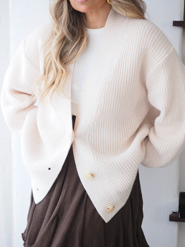 Casaco de Malha Oversized Botões