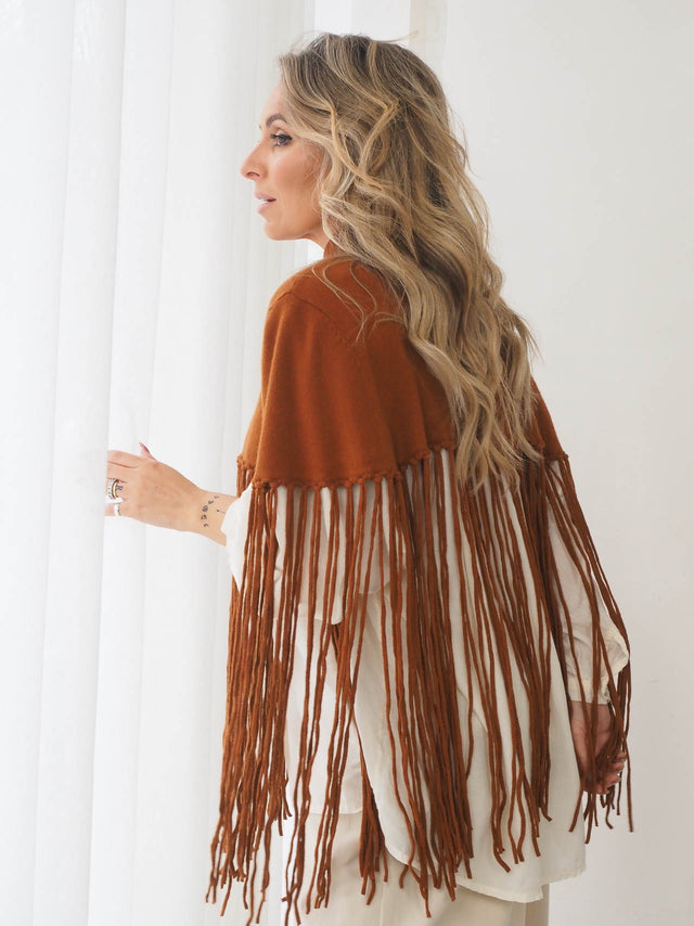 Knitted Cape with Fringes