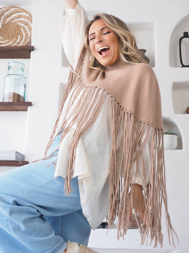 Knitted Cape with Fringes