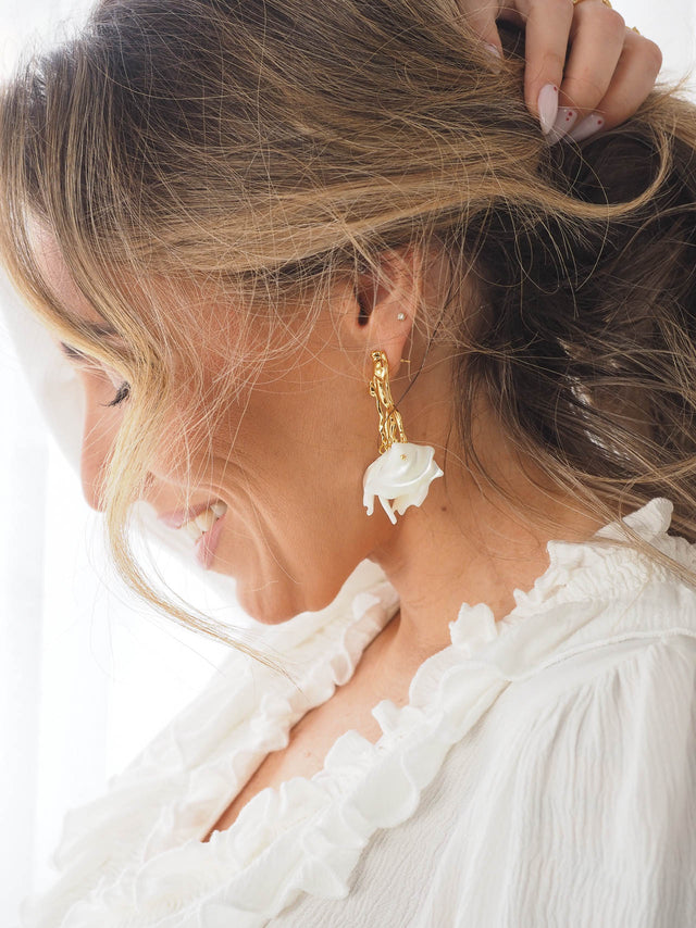 Long Earrings With Mother Of Pearl