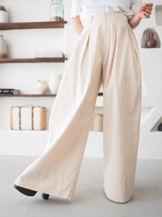 Calças Pantalona Com Pregas