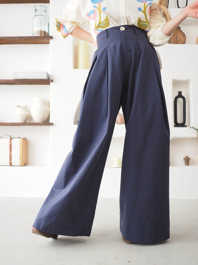 Calças Pantalona Com Pregas