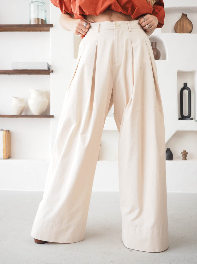 Calças Pantalona Com Pregas