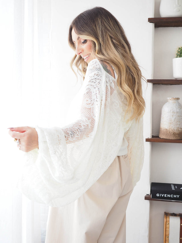 Camisola Renda Efeito Poncho