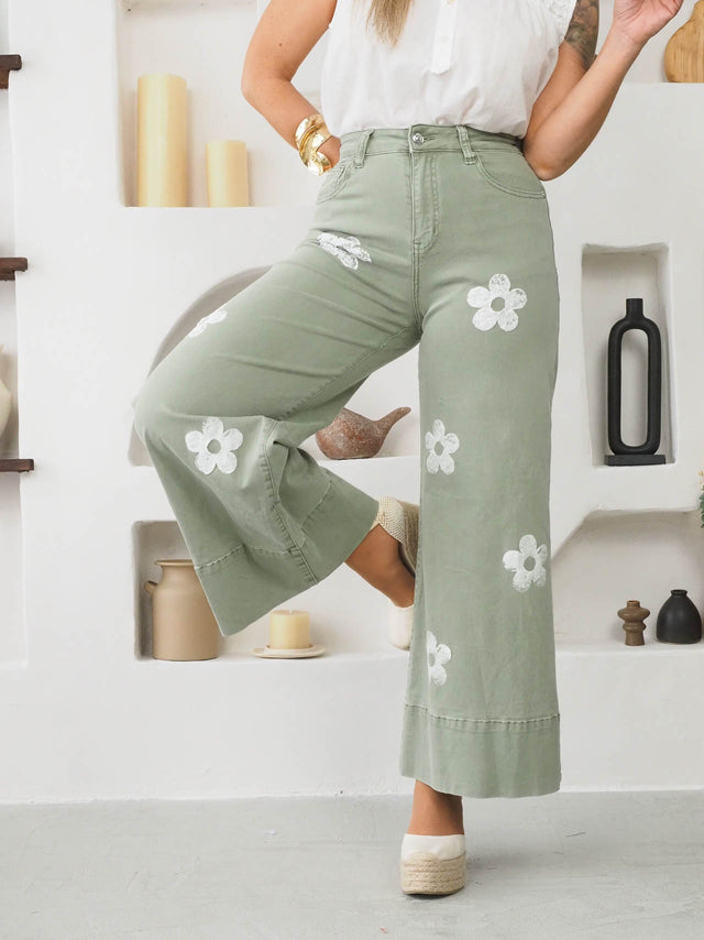 Culotte Pants With Flowers