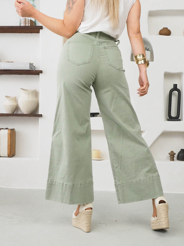 Culotte Pants With Flowers
