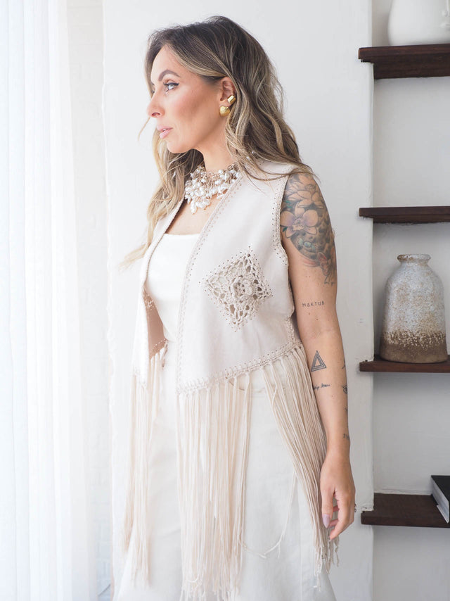 Colete Crochet com Franjas