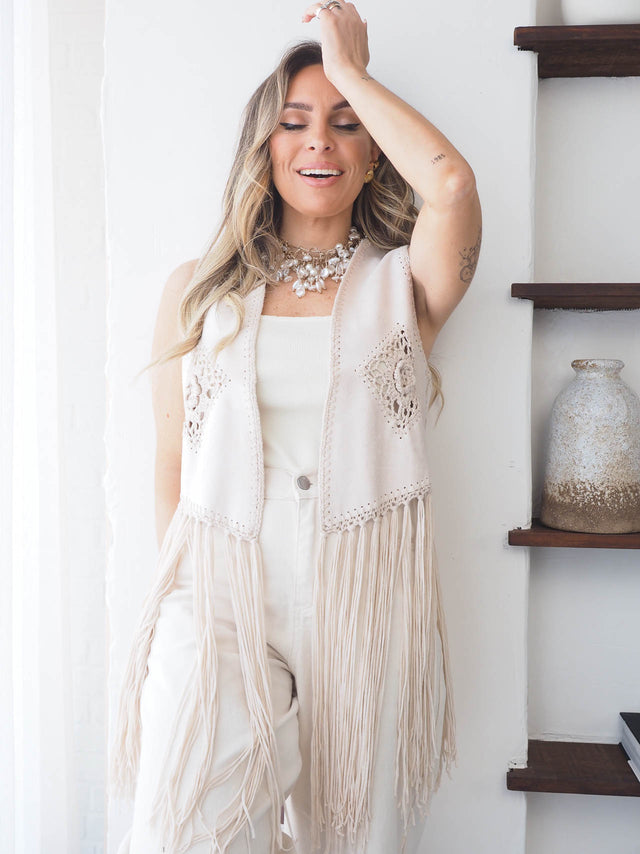 Colete Crochet com Franjas