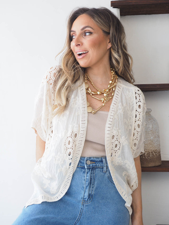Casaco Bordado Com Crochet