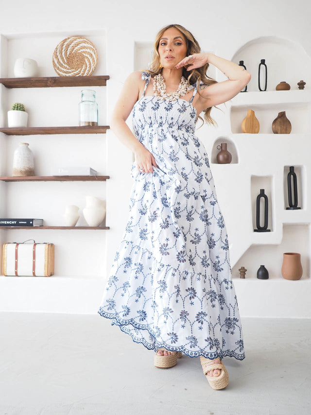 Vestido Comprido Bordado