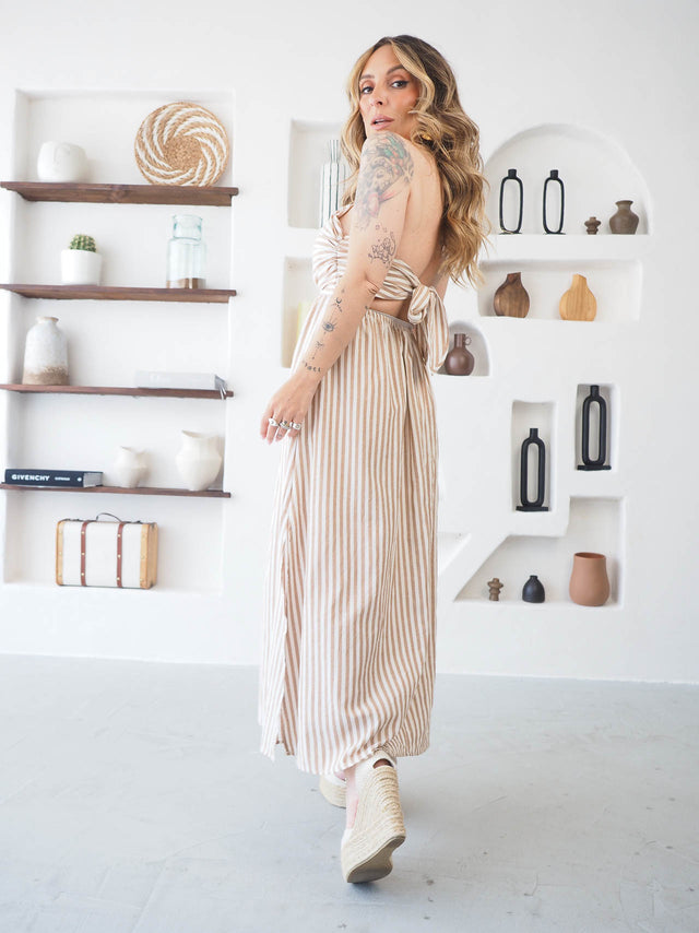 Vestido Midi às Riscas