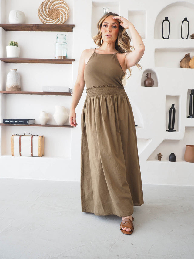 Vestido Básico de Alças